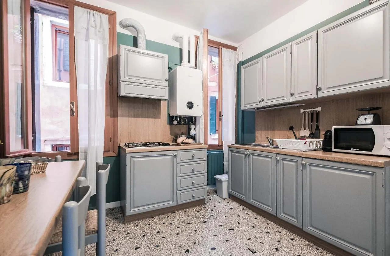Apartment Appartamento Ai Greci Residenza Quaggio Venice