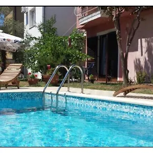 hestia-apartments.in-istria.net/