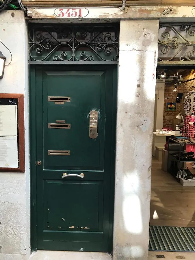 Apartment Appartamento Ai Greci Residenza Quaggio Venice Italy